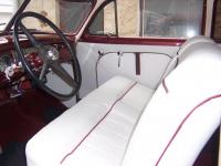 Polsterei Ohseloff - Oldtimer Chevrolet wei� weiss Polster rot Kofferraum